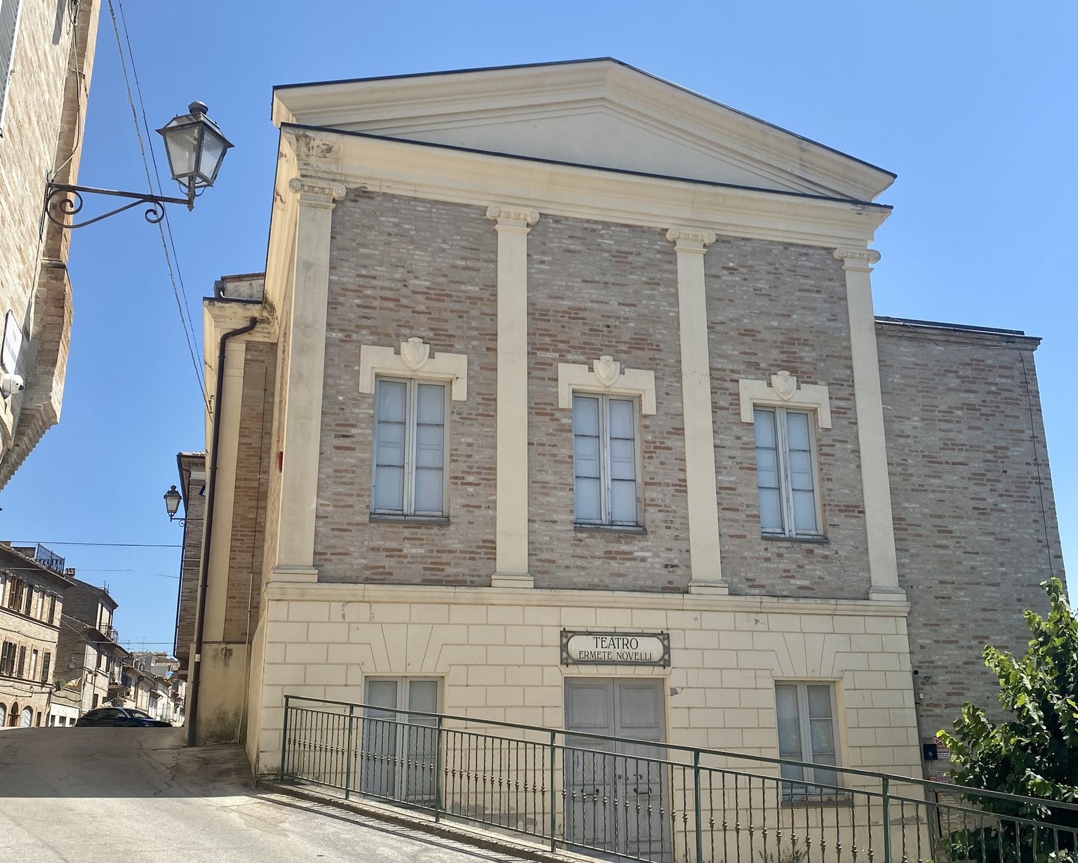 TEATRO ERMETE NOVELLI